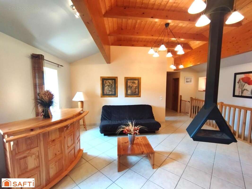 Maison 228 m² à Lachapelle-Sous-Chaneac  - photo 4