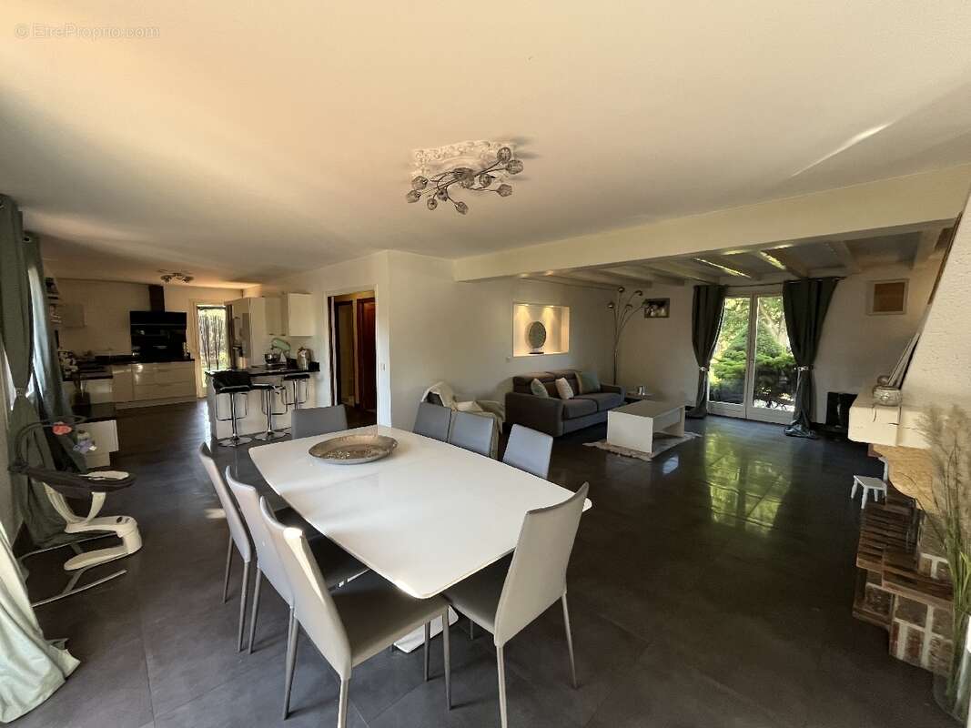 Maison à MONTFERMEIL