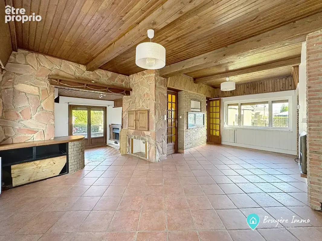 Maison 5 pièces 88 m² à vendre à Hautmont (59330) - photo 2
