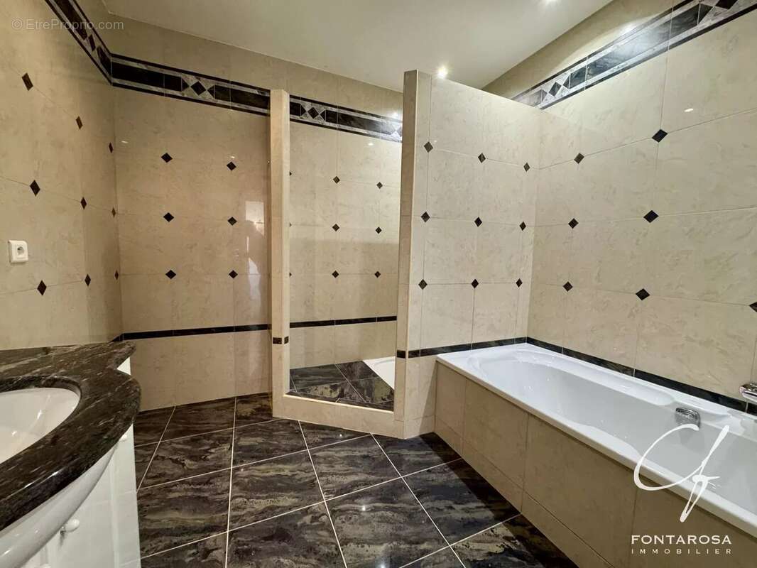 Maison à SAINT-RAPHAEL