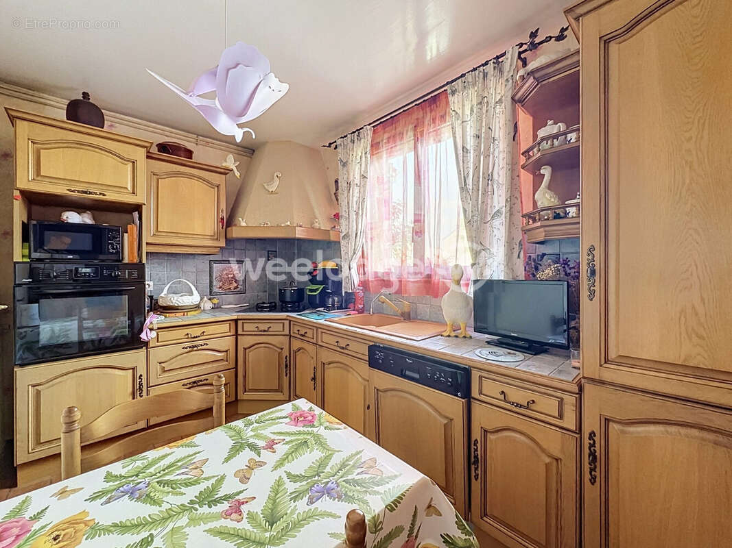 Maison 90 m² à Jouy-Le-Moutier  - photo 4