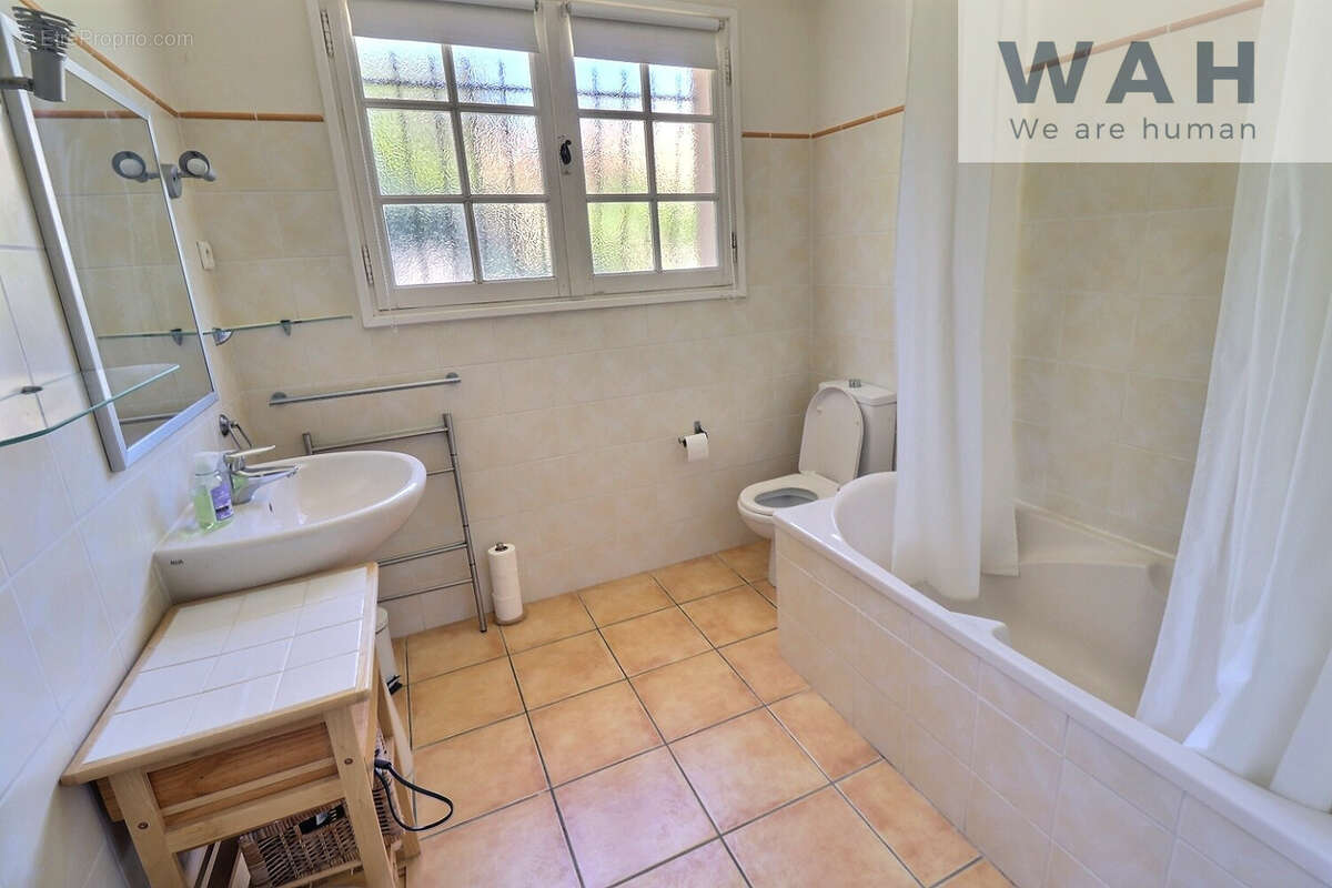 Vente villa 7 pièces impasse au calme 34790 grabels - photo 11