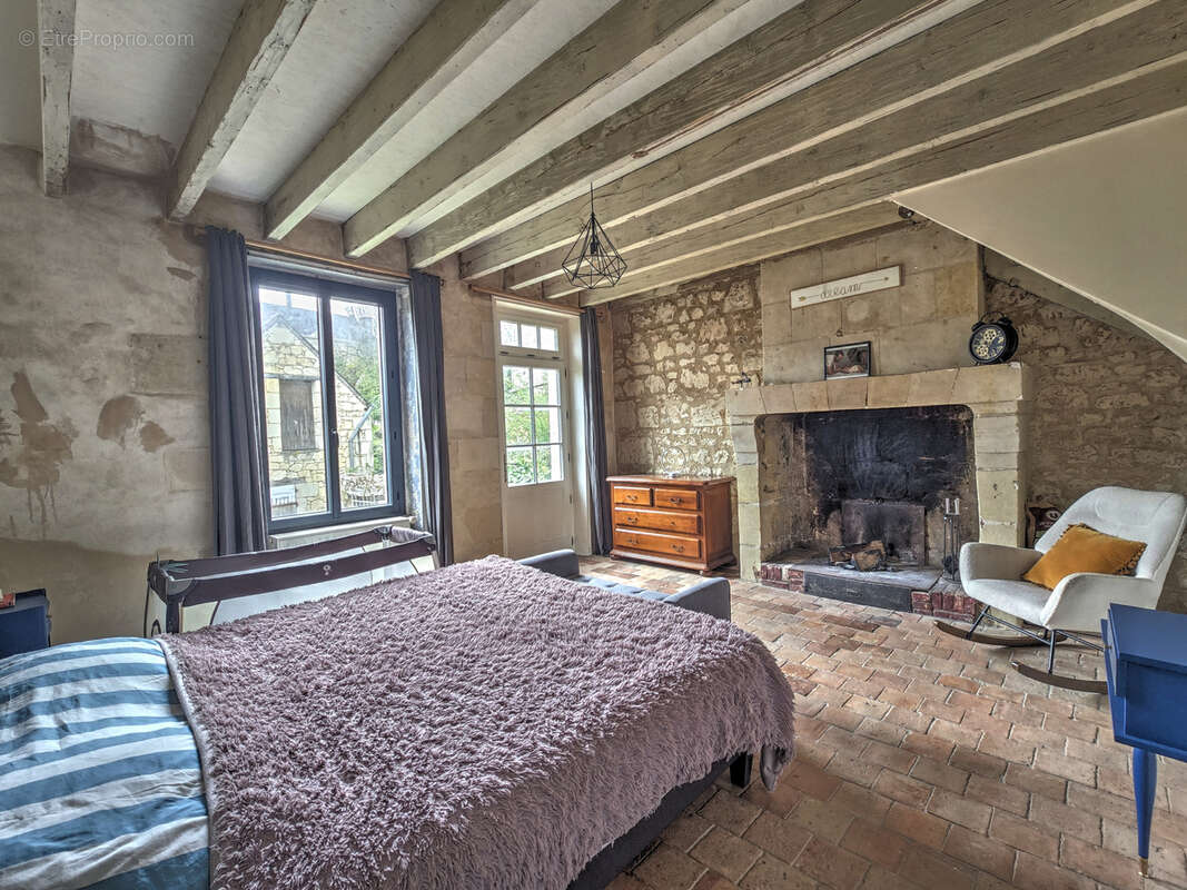 Maison à BRISSAC-QUINCE