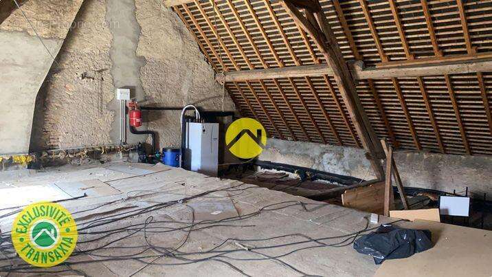 Maison à OUROUER-LES-BOURDELINS