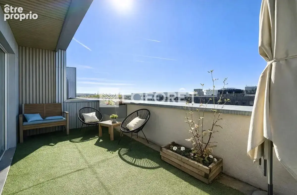 À vendre Appartement  Bordeaux 5 pièce(s) 96 m2 - photo 2