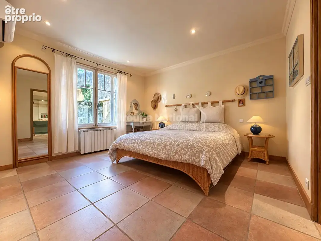 Villa de type 7  avec piscine, garage et dépendances ! - photo 6