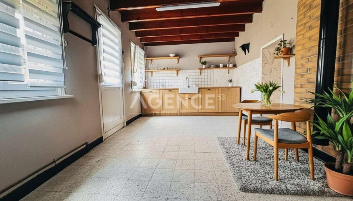 Maison à EPERLECQUES