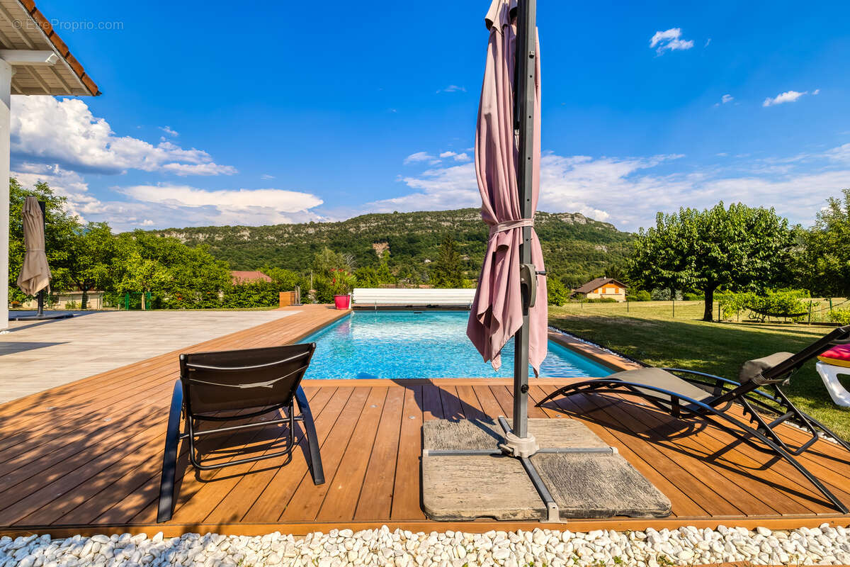 Maison à CHINDRIEUX