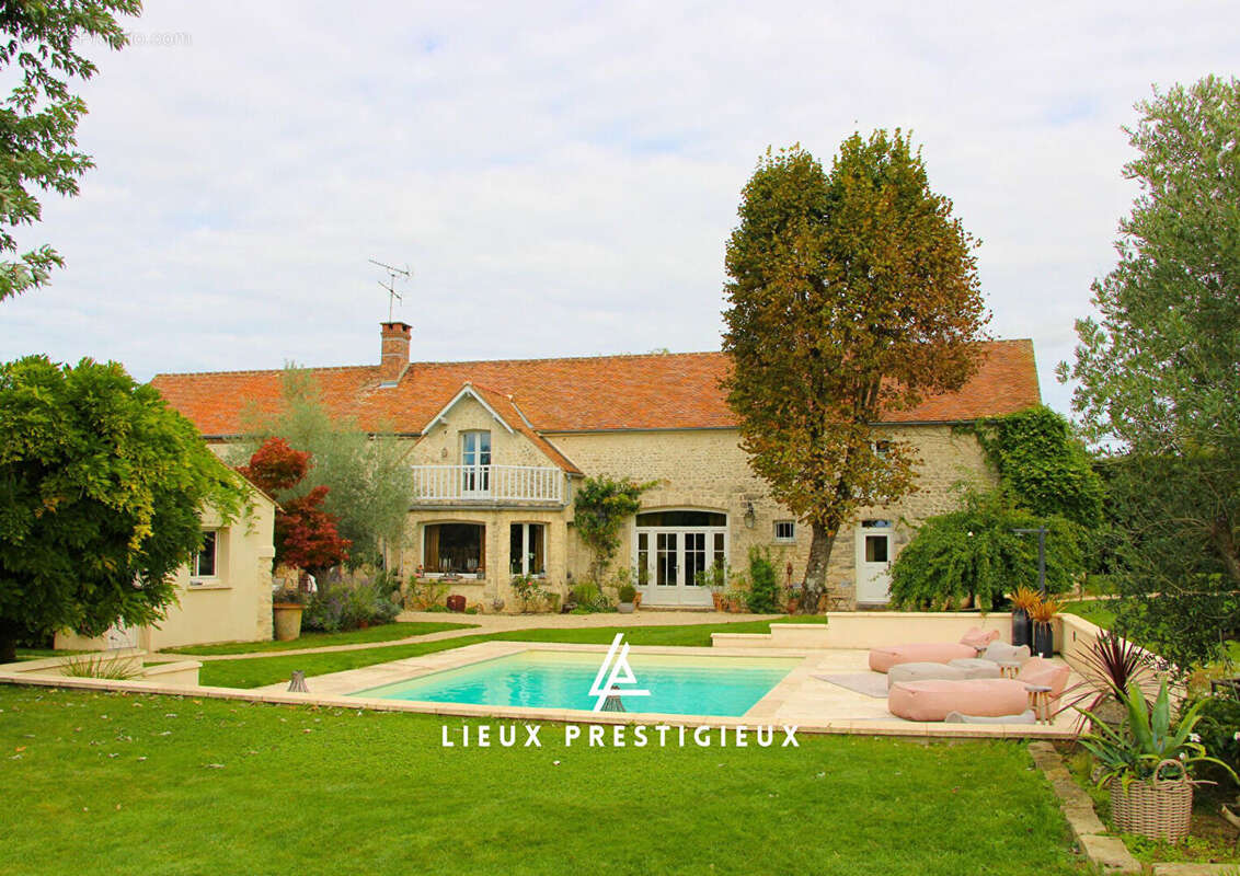 Maison à FONTAINEBLEAU