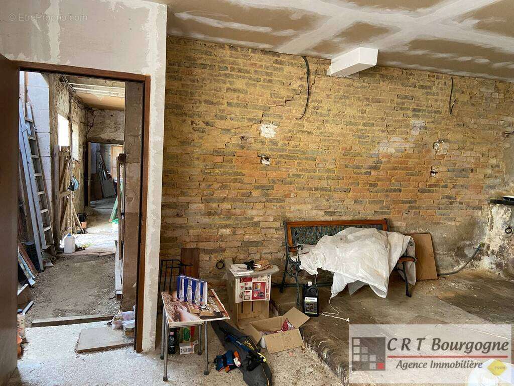 Maison 7 pièces 215 m² Ouanne - photo 32