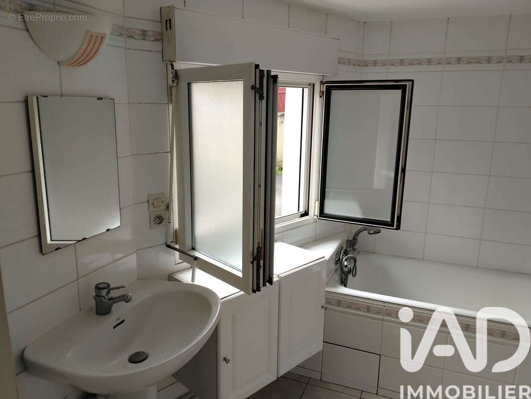 Photo 9 - Maison à CHATEAU-RENAULT