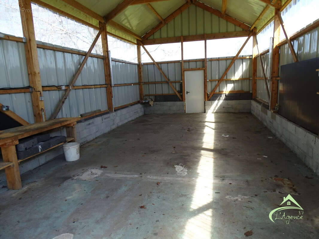 Maison à SAINT-JUNIEN