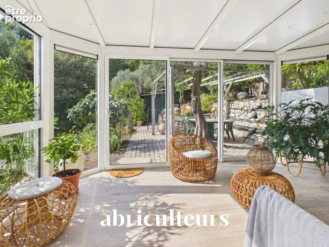 Cantaron – Propriété d'artistes à fort potentiel au cœur de 1,4 ha de verdure - photo 11