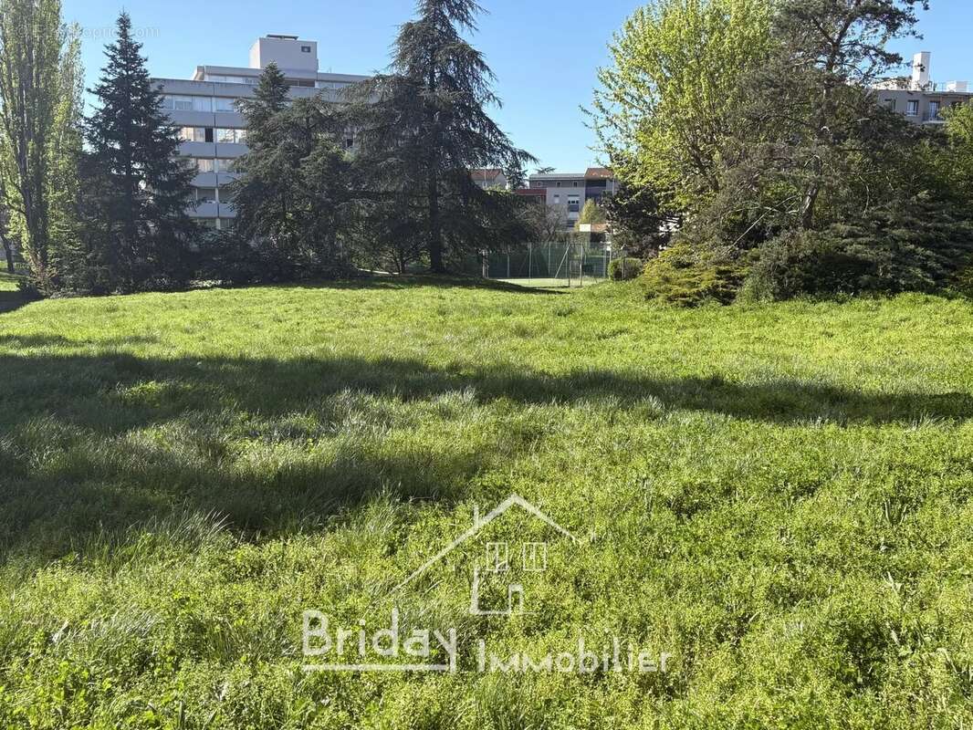 Appartement T2 meublé , centre de Tassin - photo 8