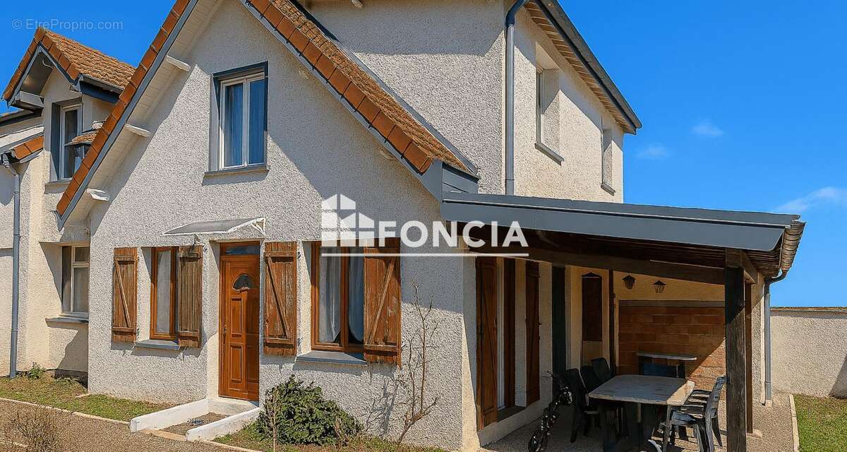 Maison 4 pièces – 79,78 m² habitables (125,73 m² au sol) - photo 2
