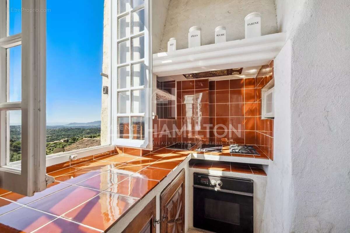 Maison de village avec vue panoramique – Châteauneuf-Grasse - photo 3