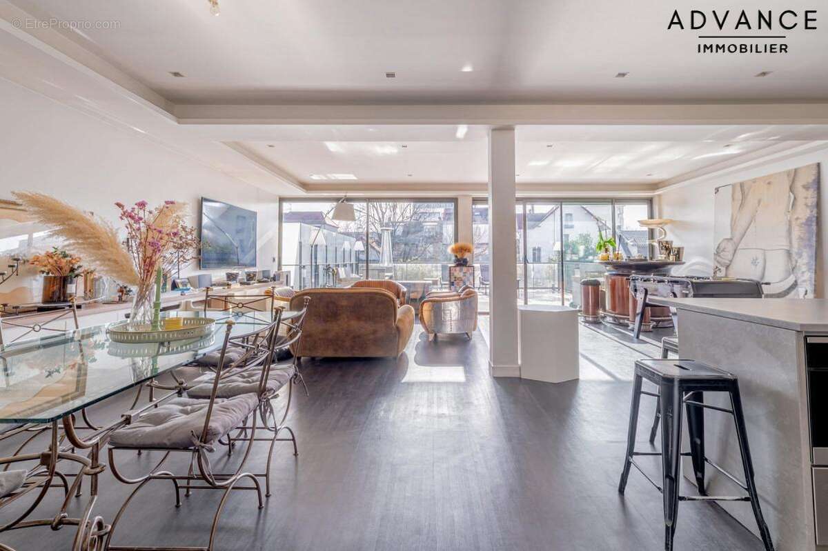 Appartement à NANTERRE