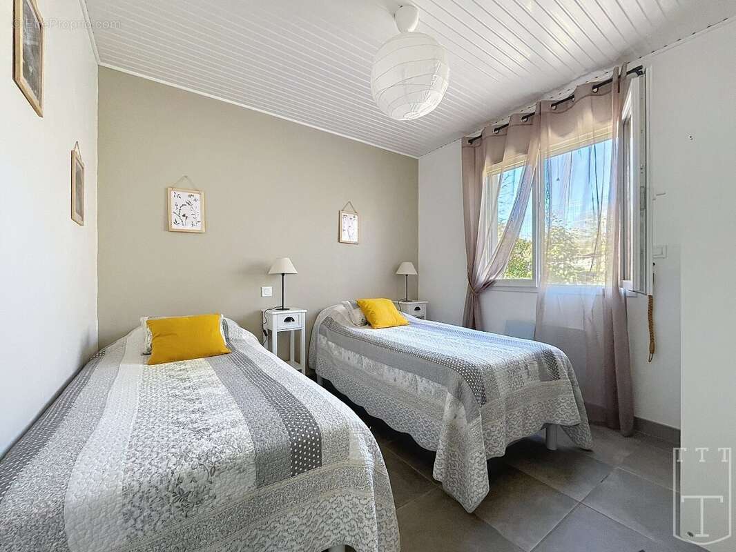 Maison à SAINT-ALBAN-AURIOLLES