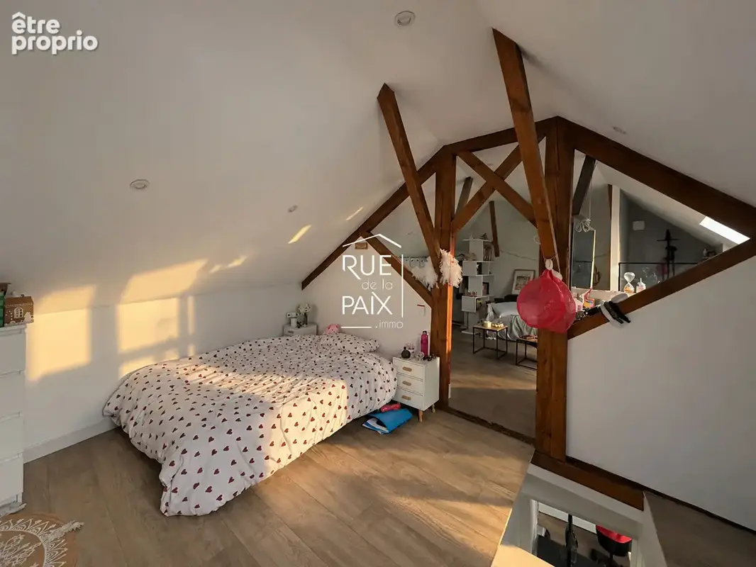 Maison de ville rénovée avec soin et prête à vous accueillir ! - photo 10