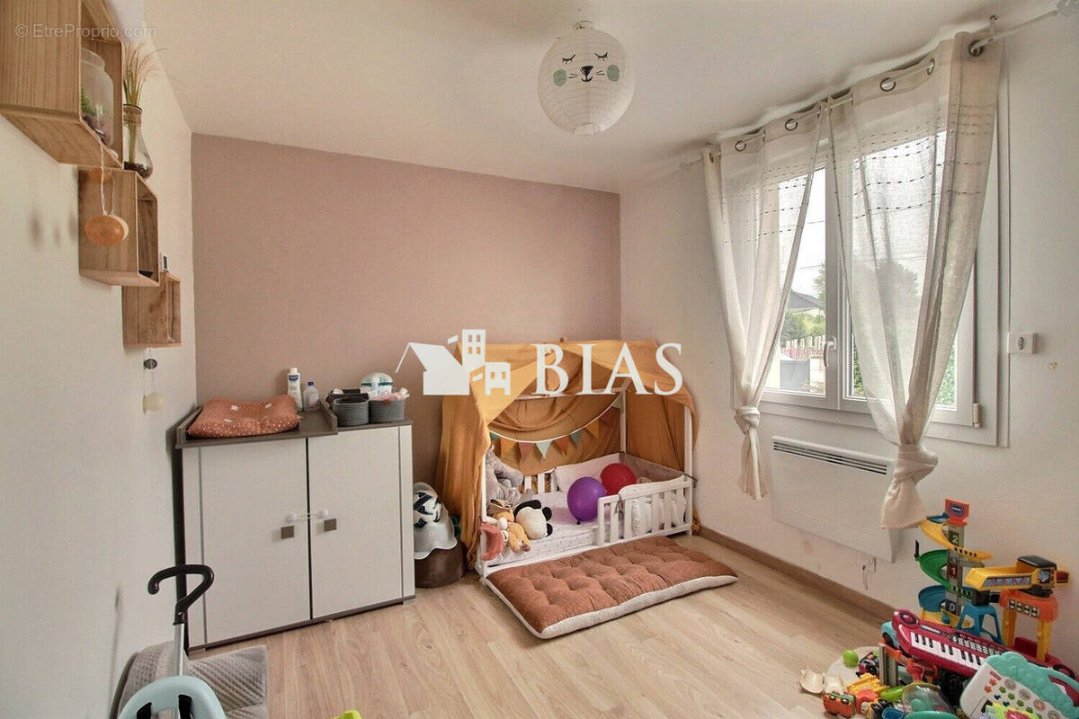 Maison à LE NEUBOURG