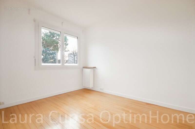 Appartement à BOURG-LA-REINE