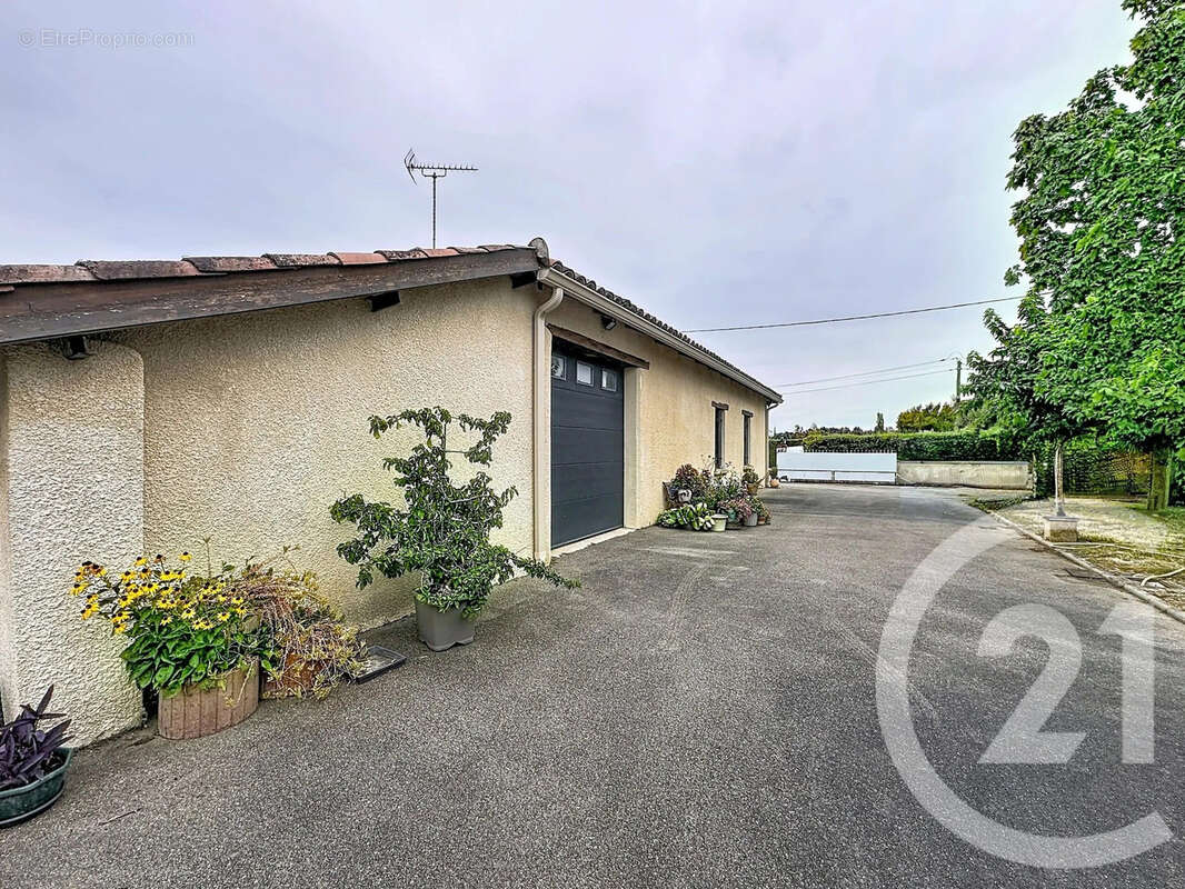 Maison 160 m² à Montauban  - photo 10