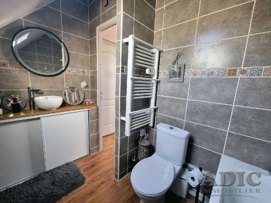 Maison 169 m² à Saint-Soupplets  - photo 9