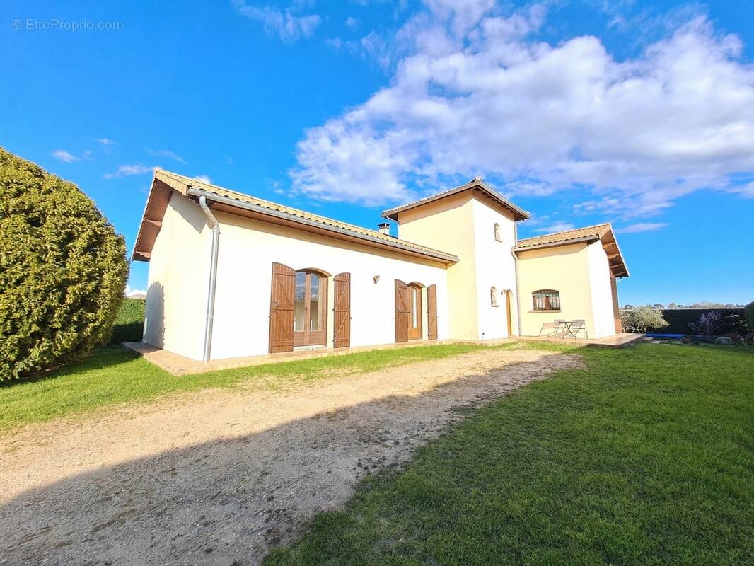 Maison familiale 190m2 - 7 pièces - avec piscine - photo 1
