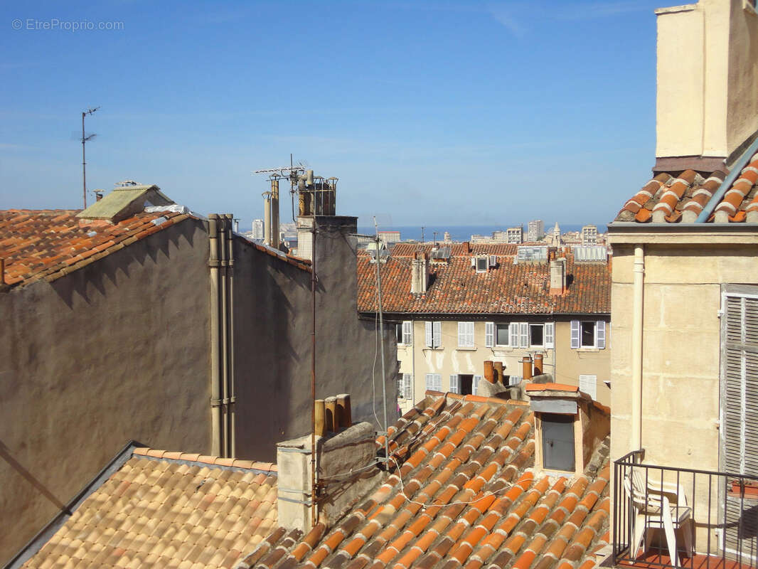 Appartement à MARSEILLE-5E