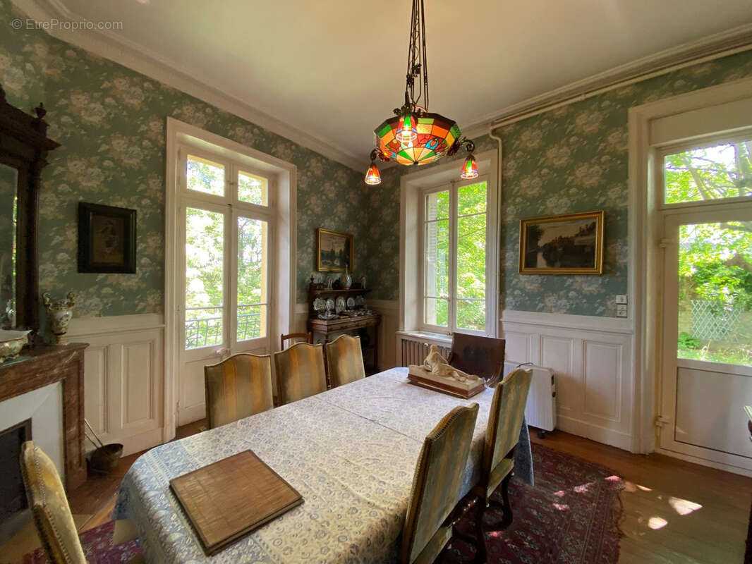 Maison à BOURG-DE-PEAGE