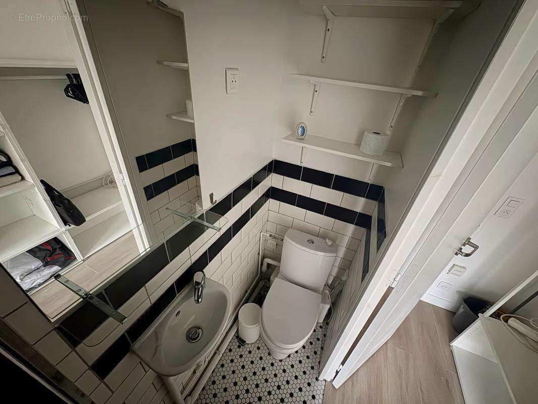 Appartement à PARIS-16E