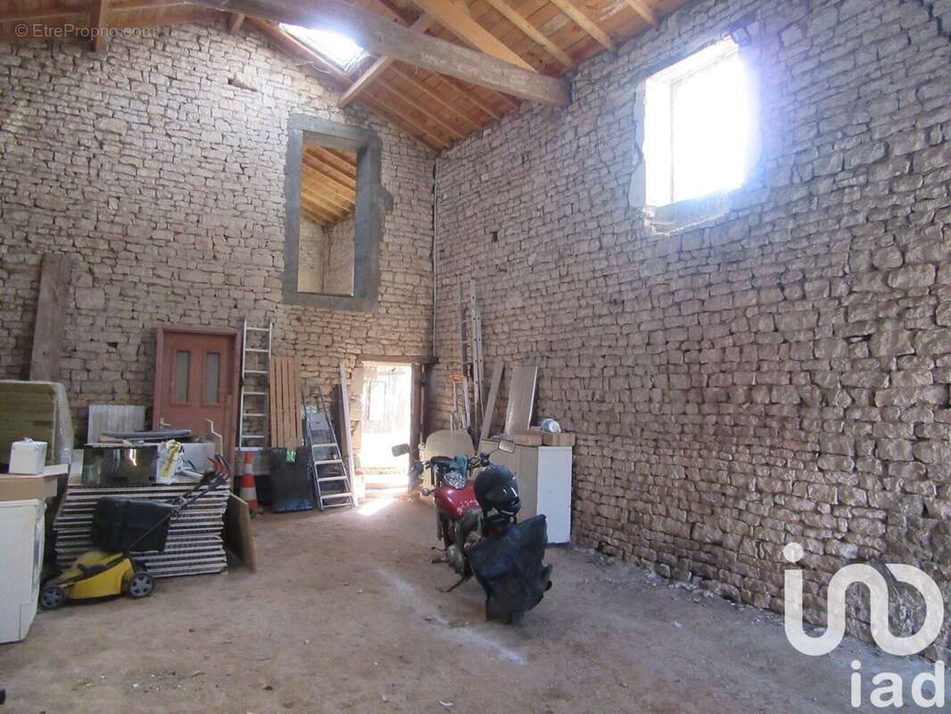 Photo 8 - Maison à FONTENAY-LE-COMTE