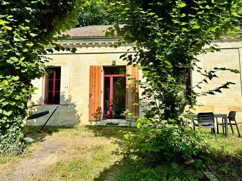Authentique maison en pierre de plain-pied 106m2 avec 4 chambres et jardin - photo 14