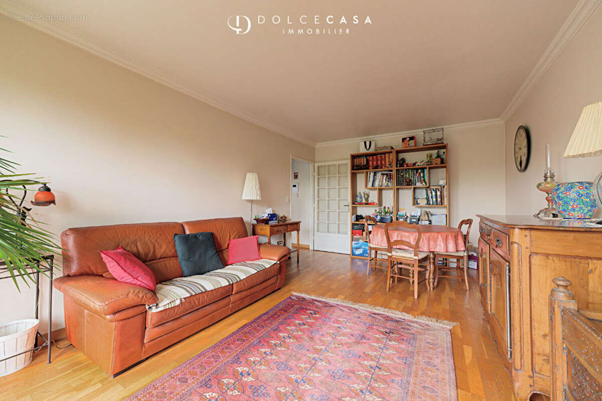 Appartement à LE PERREUX-SUR-MARNE
