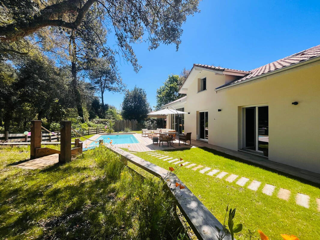 Maison à VIEUX-BOUCAU-LES-BAINS