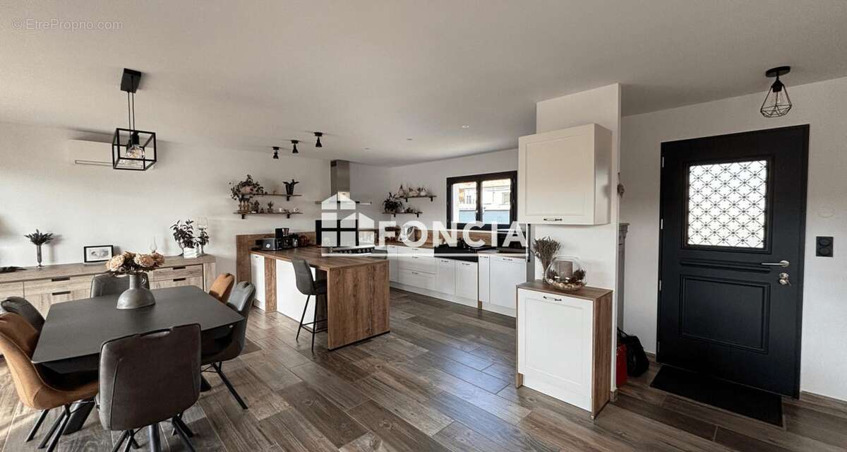 Maison à SAINT-MICHEL-D&#039;EUZET