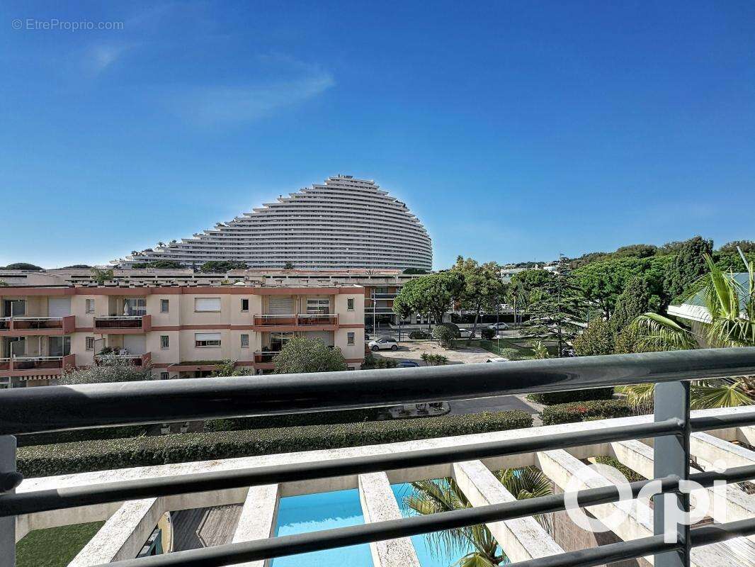 Appartement à VILLENEUVE-LOUBET