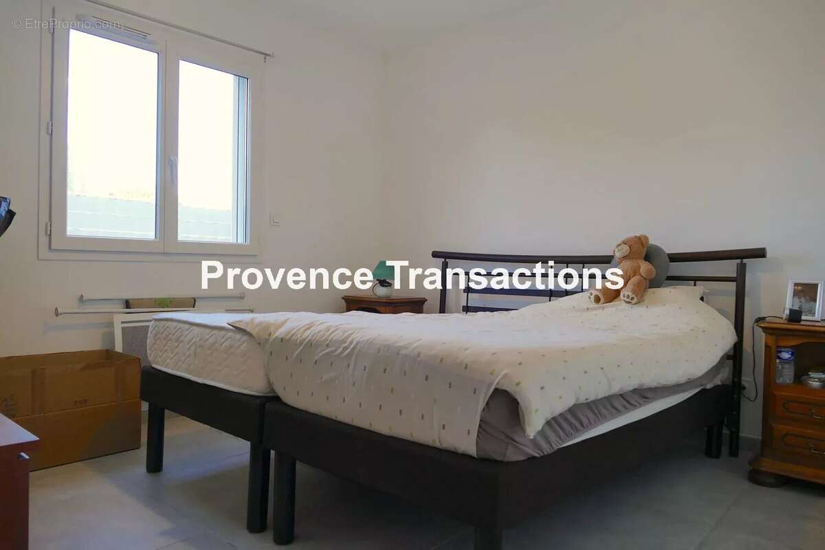 Maison à SAINTE-CECILE-LES-VIGNES