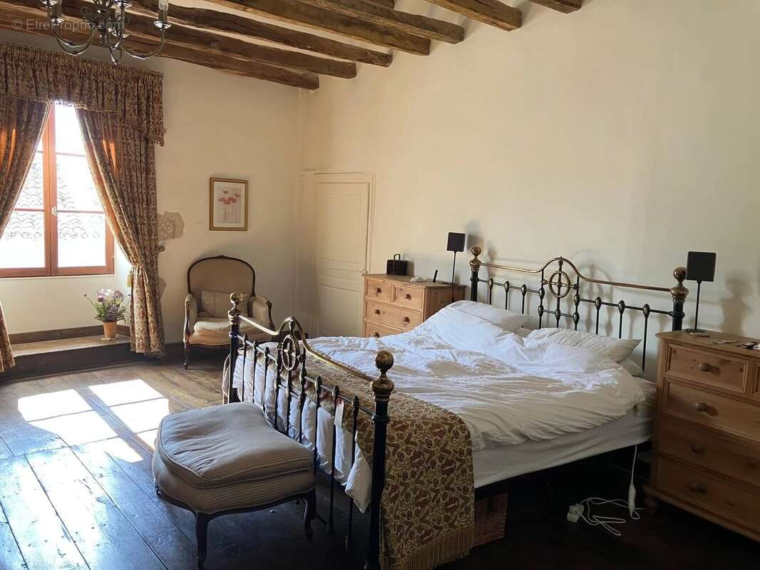 Maison à MOUILLERON-EN-PAREDS