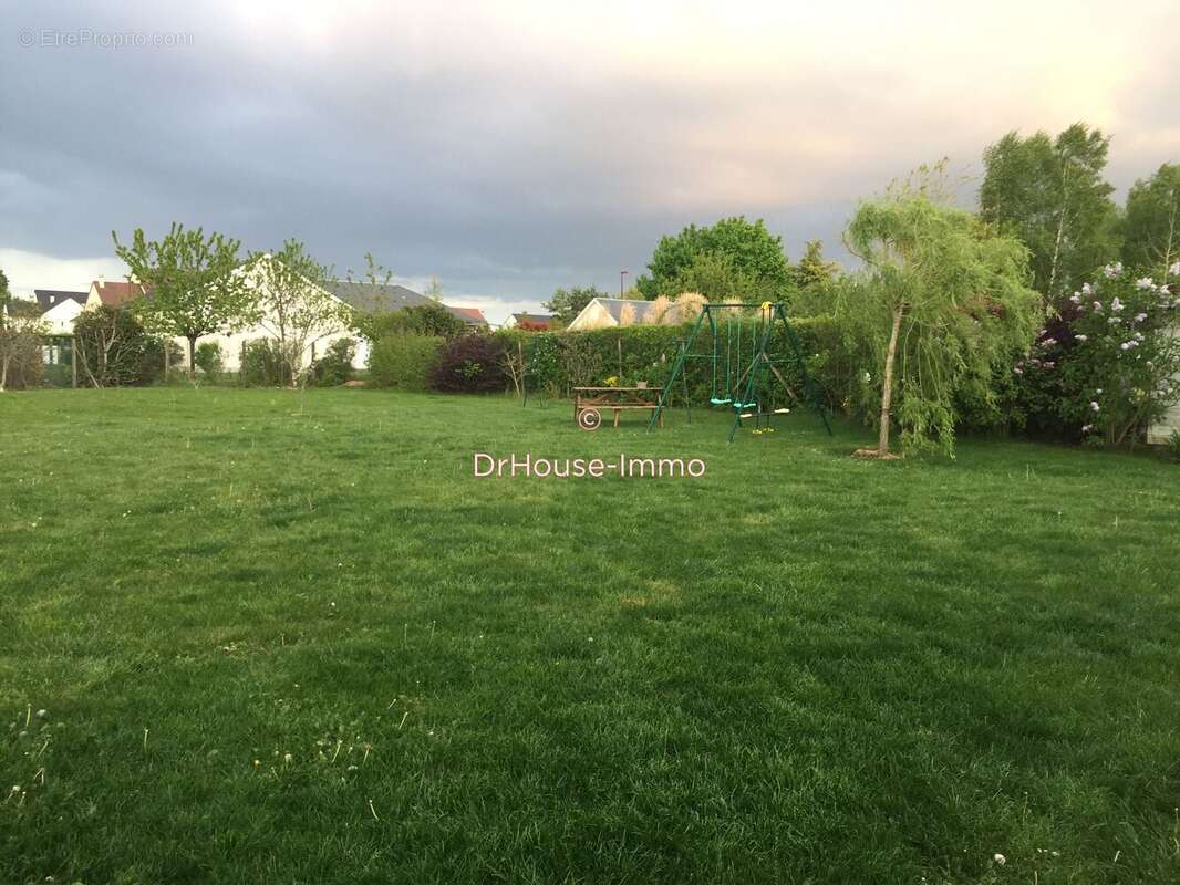 Maison à SAINT-DOULCHARD