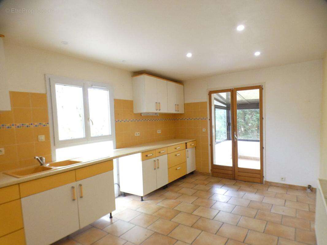 Maison à CUBLAC