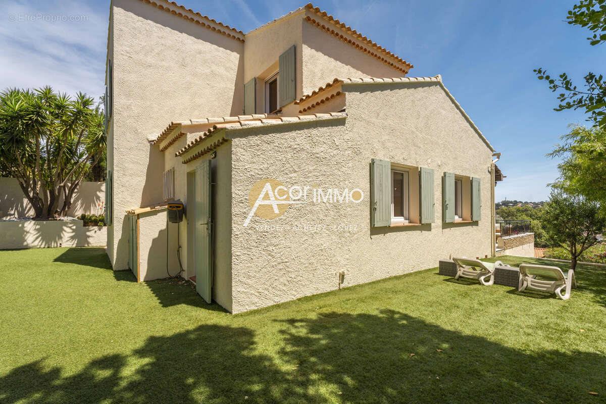 Six fours les plages - villa t4 + garage - photo 7