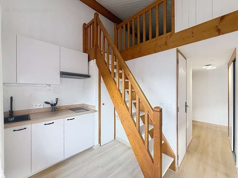 Appartement mansardé rénové à 50 m du télésiège - BELLEVAUX HIRMENTAZ (74) - photo 7