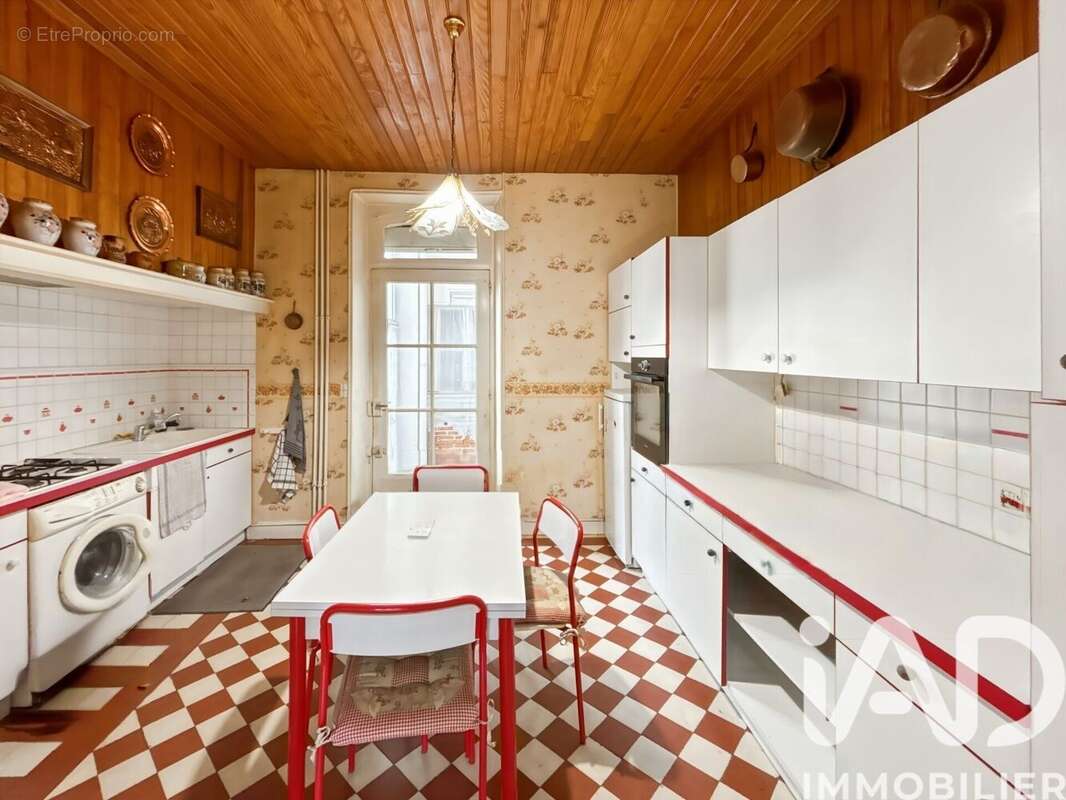 Photo 7 - Maison à VILLENEUVE-LA-GUYARD