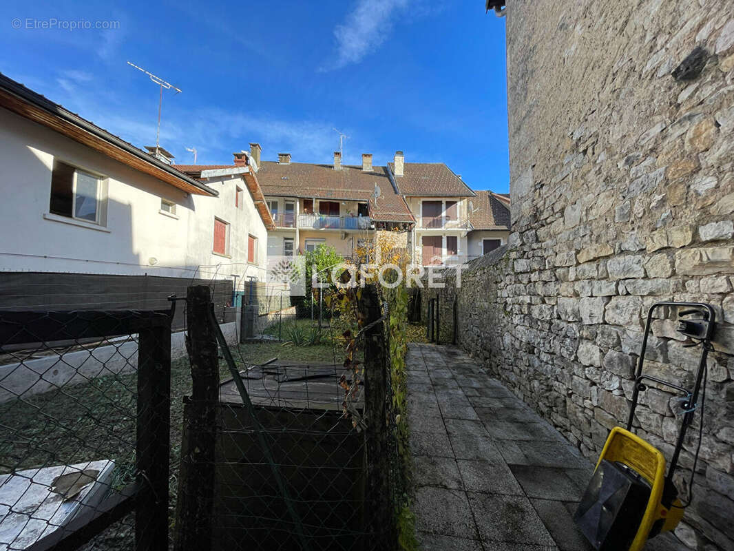 Maison à CLAIRVAUX-LES-LACS