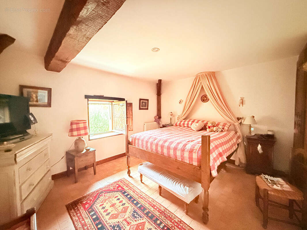 Maison à LOUZY