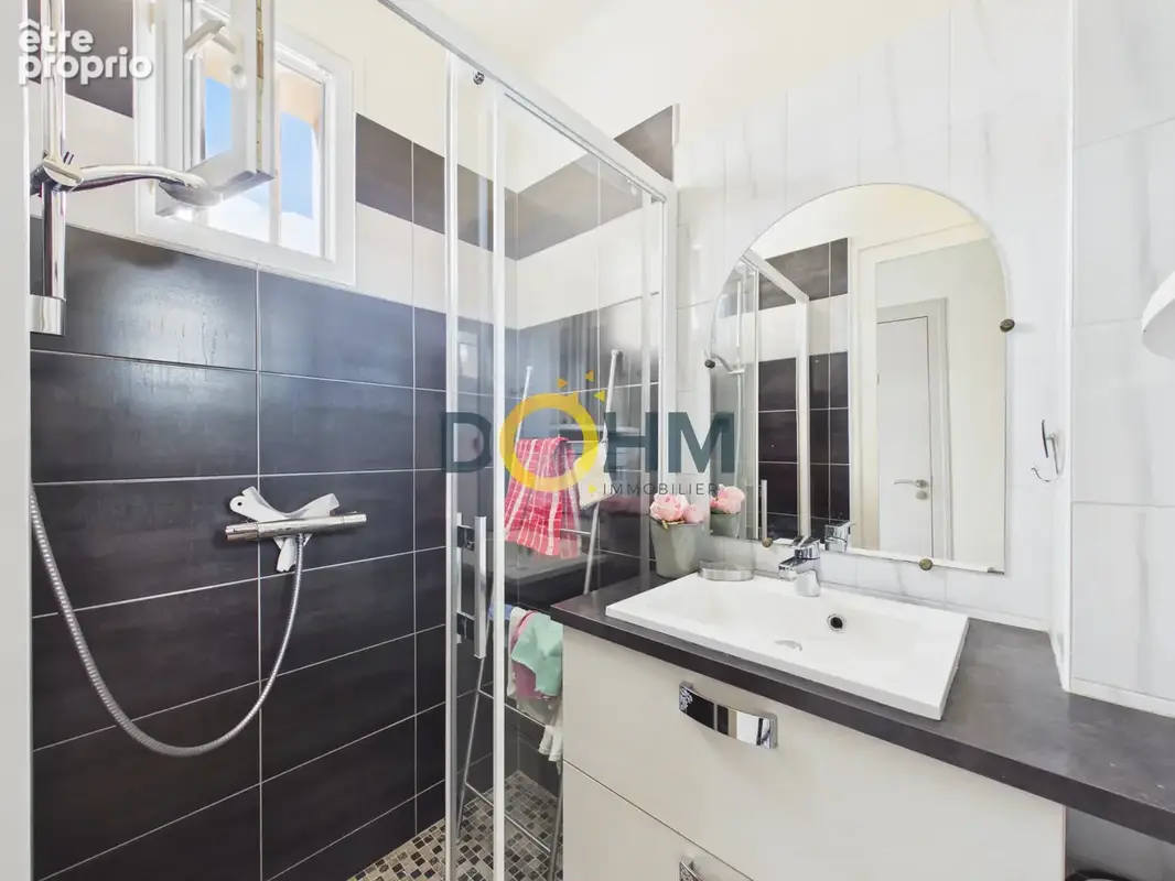 Maison individuelle - 126.64 m2 - 212 000€ - photo 9