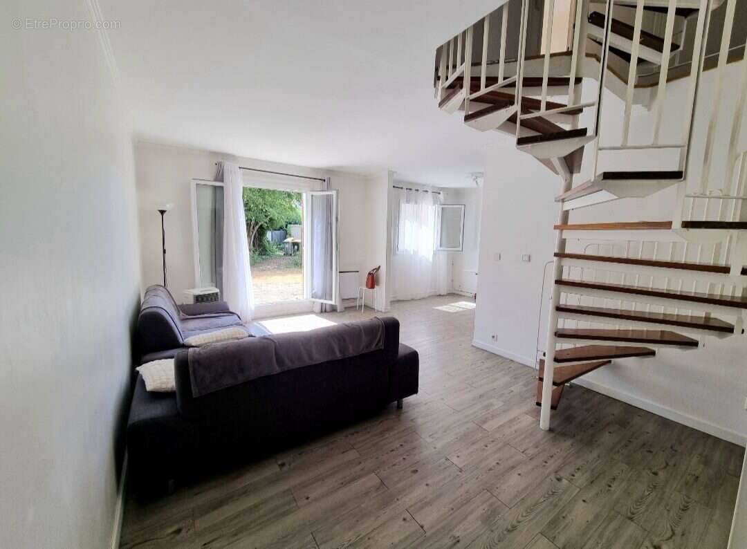 Maison 109 m² à Lisses  - photo 3