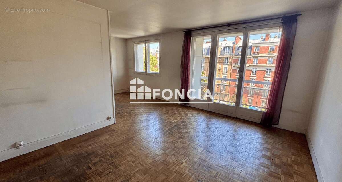 Vue dégagée pour ce 3 pièces Traversant Est/Ouest. Balcon - photo 3