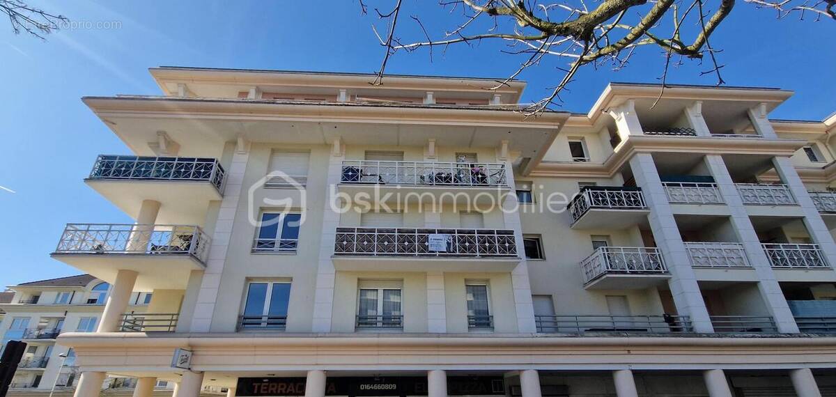 Appartement à BUSSY-SAINT-GEORGES